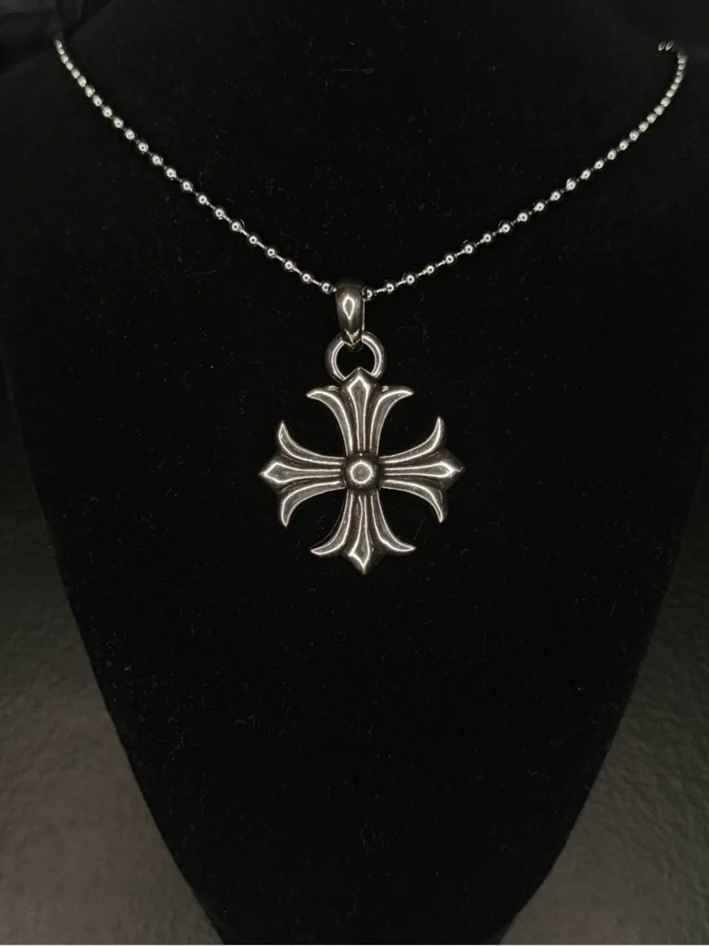 Chrome Hearts Big Floral Cross Unisex Necklace - Picture 1 of 5